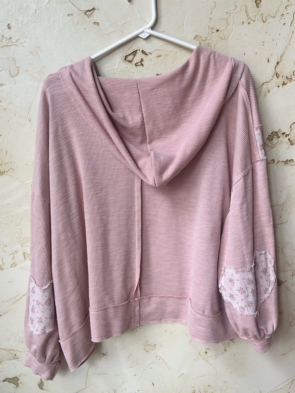 POL Patchwork Peace Floral Oversized Hoodie Boho Small Top Pink NWOT Lightweight - Picture 3 of 13